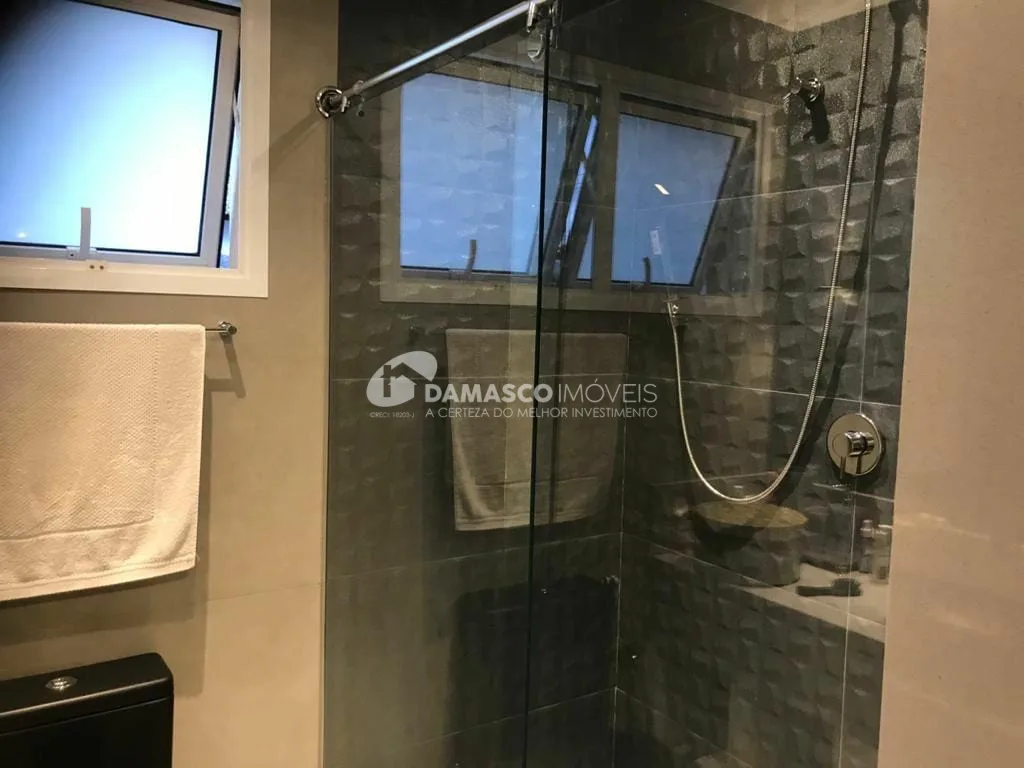 Sobrado à venda 4 Quartos, 3 Suites, 5 Vagas, Jardim São Caetano, São Caetano do Sul - SP