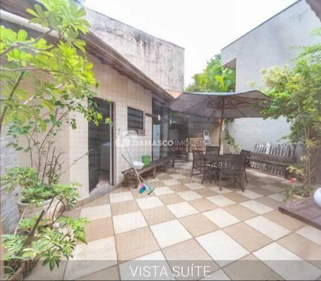 Casa à venda 3 Quartos, 1 Suite, 3 Vagas, 220M², Barcelona, São Caetano do Sul - SP