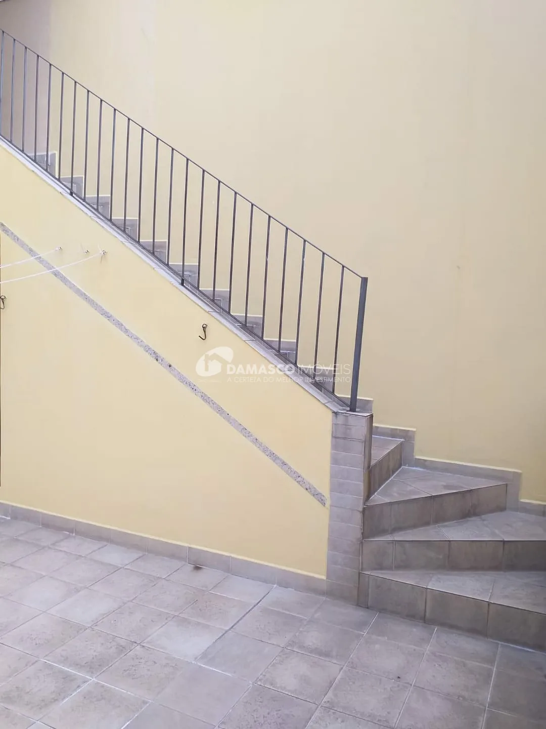 Sobrado à venda 3 Quartos, 1 Suite, 7 Vagas, 224M², Campestre, Santo André - SP