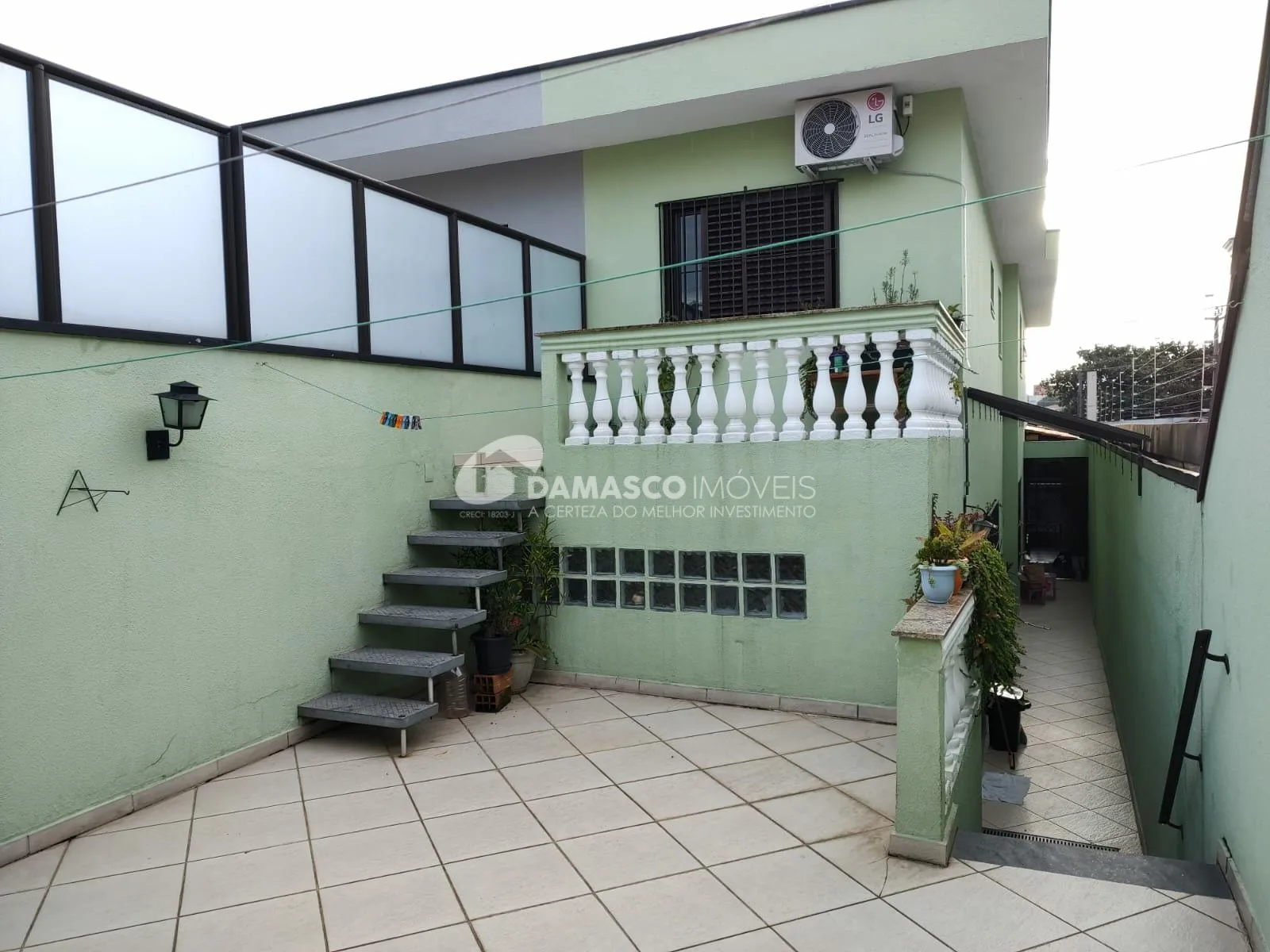 Sobrado à venda 3 Quartos, 1 Suite, 4 Vagas, Vila Alpina, São Paulo - SP
