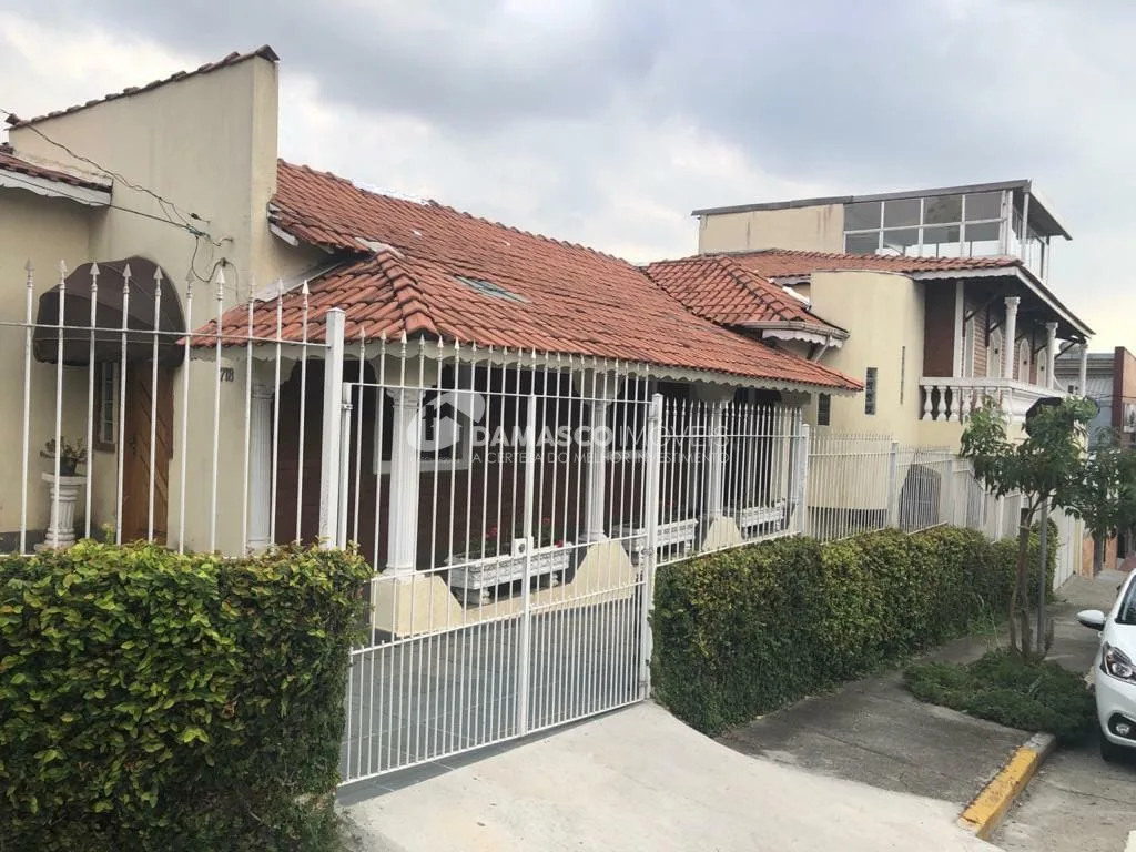 Casa à venda 4 Quartos, 2 Suites, 4 Vagas, 275M², Osvaldo Cruz, São Caetano do Sul - SP