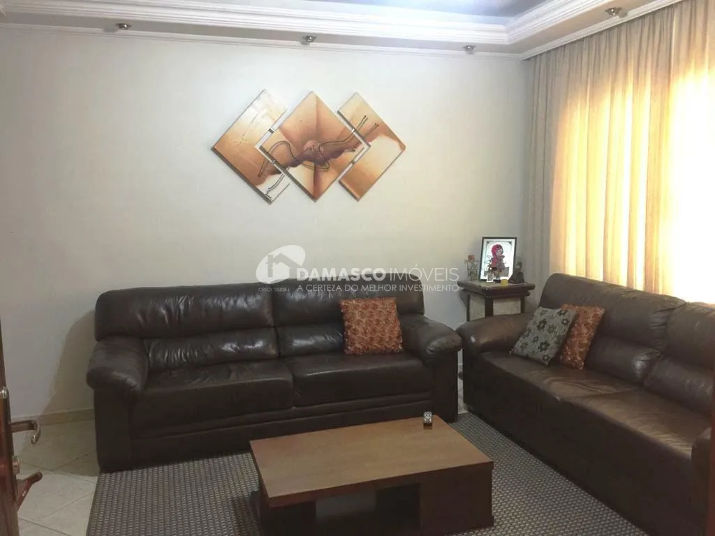 Sobrado para Venda 4 Quartos, 1 Suite, 4 Vagas, Nova Gerty, São Caetano do Sul - SP