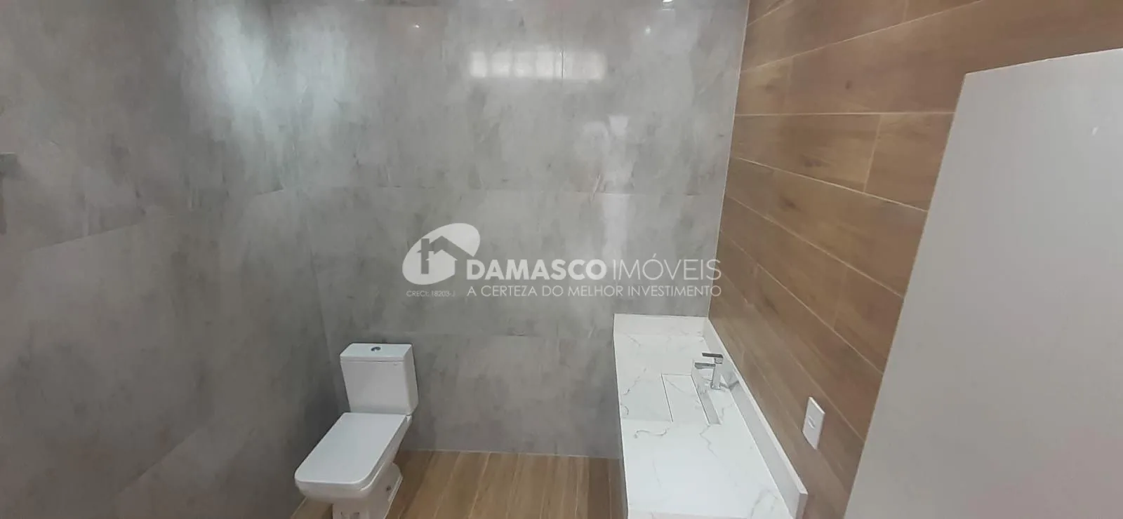 Sobrado à venda 3 Quartos, 2 Vagas, 250M², Vila Monumento, São Paulo - SP