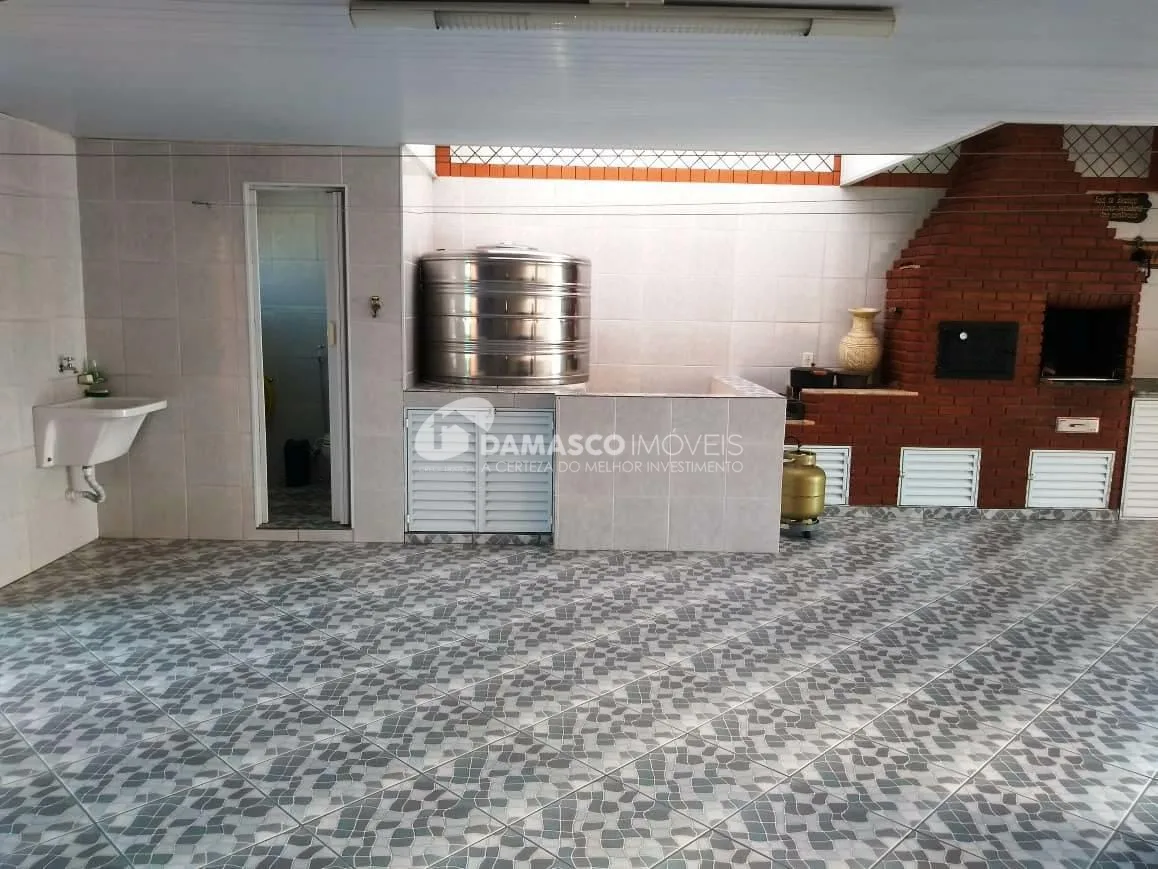 Sobrado à venda 3 Quartos, 1 Suite, 16 Vagas, 572M², Nova Gerty, São Caetano do Sul - SP