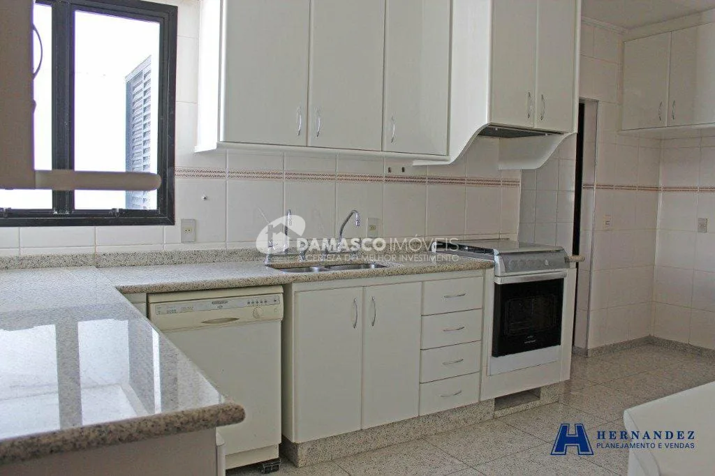 Cobertura à venda 3 Quartos, 2 Suites, 4 Vagas, 294M², Vila Regente Feijó, São Paulo - SP 