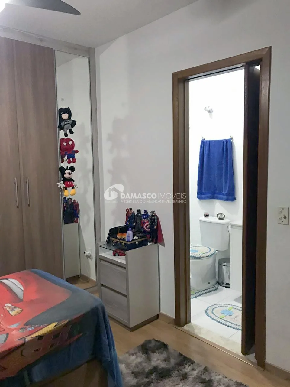 Sobrado à Venda 3 Quartos, 3 Suites, 6 Vagas, Nova Gerty, São Caetano do Sul - SP