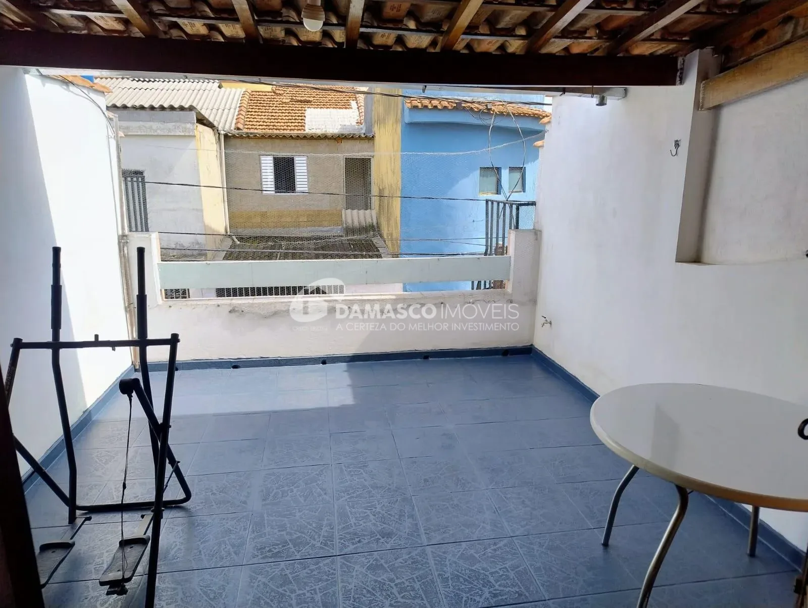 SOBRADO BAIRRO FUNDAÇÃO