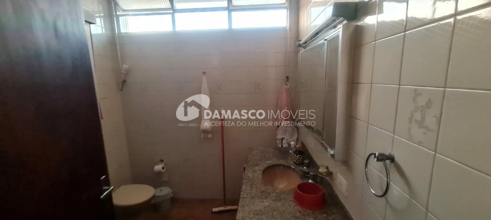 Sobrado à venda 3 Quartos, 5 Vagas, 293M², Cerâmica, São Caetano do Sul - SP