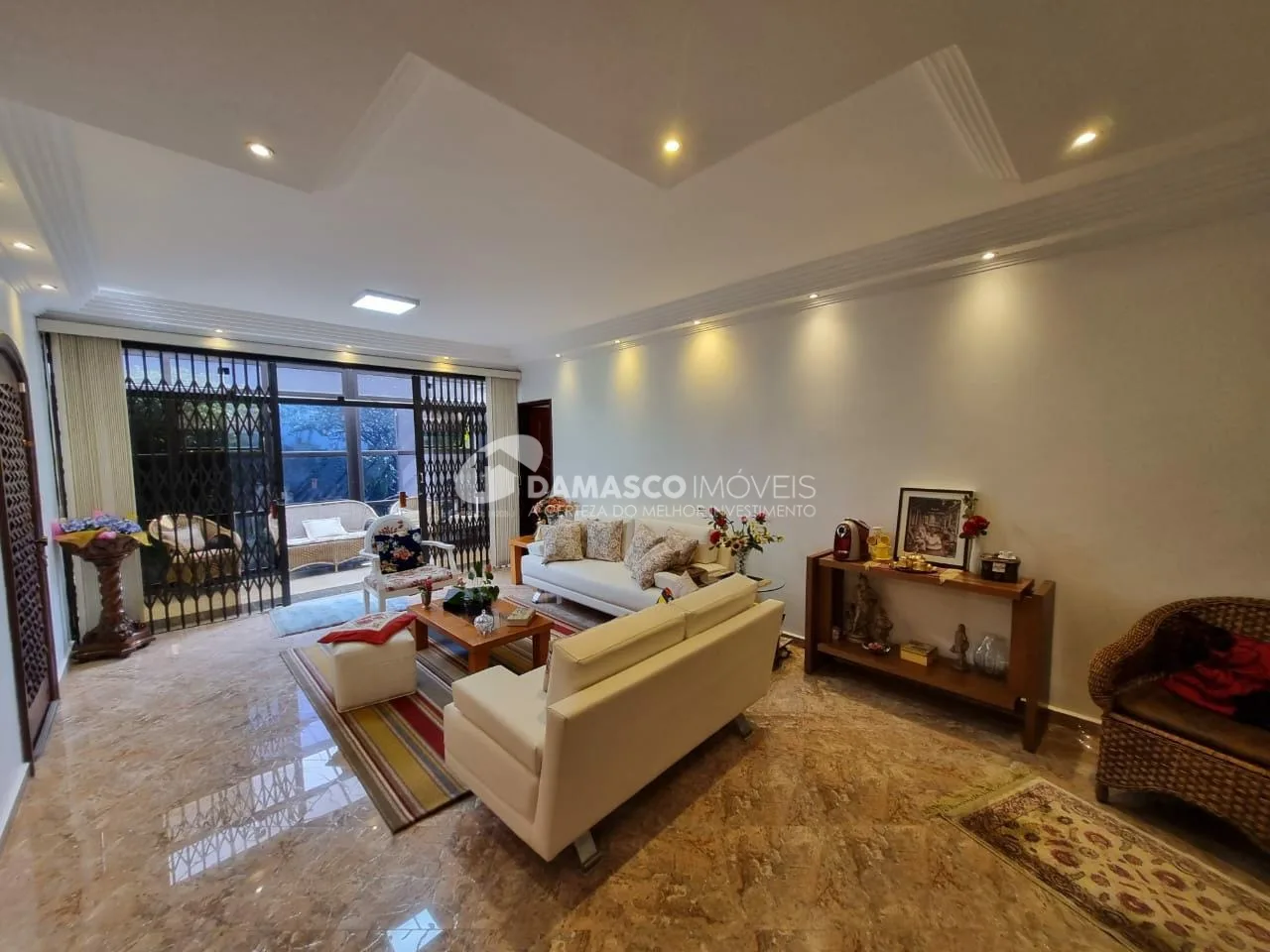 Casa à venda 3 Quartos, 1 Suite, 10 Vagas, 279M², Osvaldo Cruz, São Caetano do Sul - SP