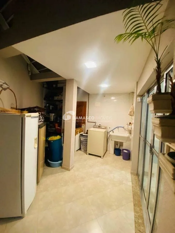 Sobrado à venda 4 Quartos, 3 Suites, 5 Vagas, Olímpico, São Caetano do Sul - SP