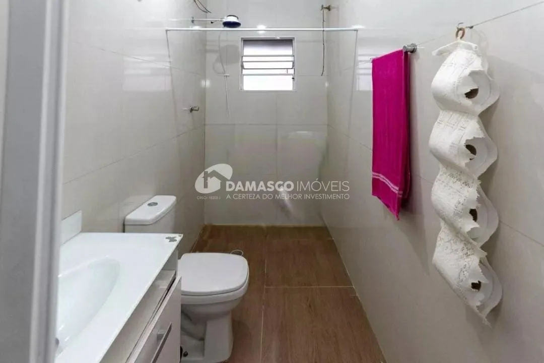 Casa à venda 3 Quartos, 2 Vagas, Jardim Ana Rosa, São Paulo - SP