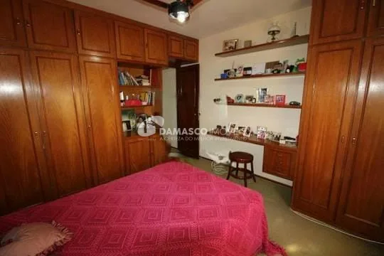 Sobrado à venda 3 Quartos, 1 Suite, 3 Vagas, 250M², Vila Alpina, São Paulo - SP