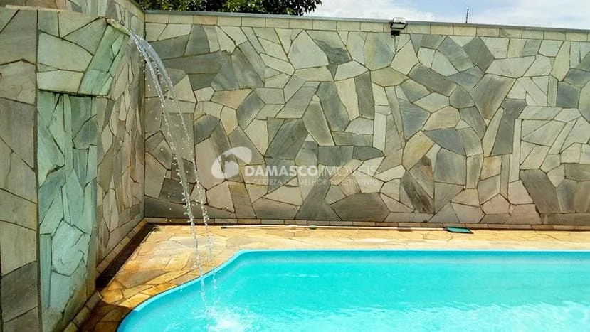 Casa à venda 3 Quartos, 3 Vagas, Não informado, Não informado - SP