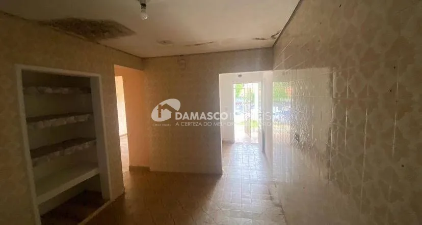 Casa Térrea - Bairro Olímpico