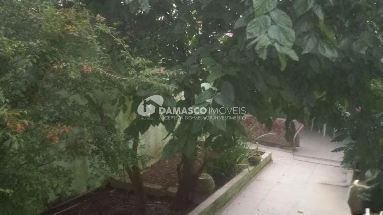 Sobrado à venda 3 Quartos, 1 Suite, 2 Vagas, 285M², Santa Maria, Santo André - SP