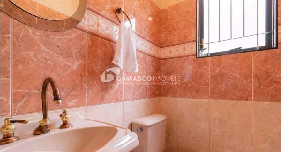 Sobrado à venda 3 Quartos, 1 Suite, 3 Vagas, 253M², Vila Alpina, São Paulo - SP