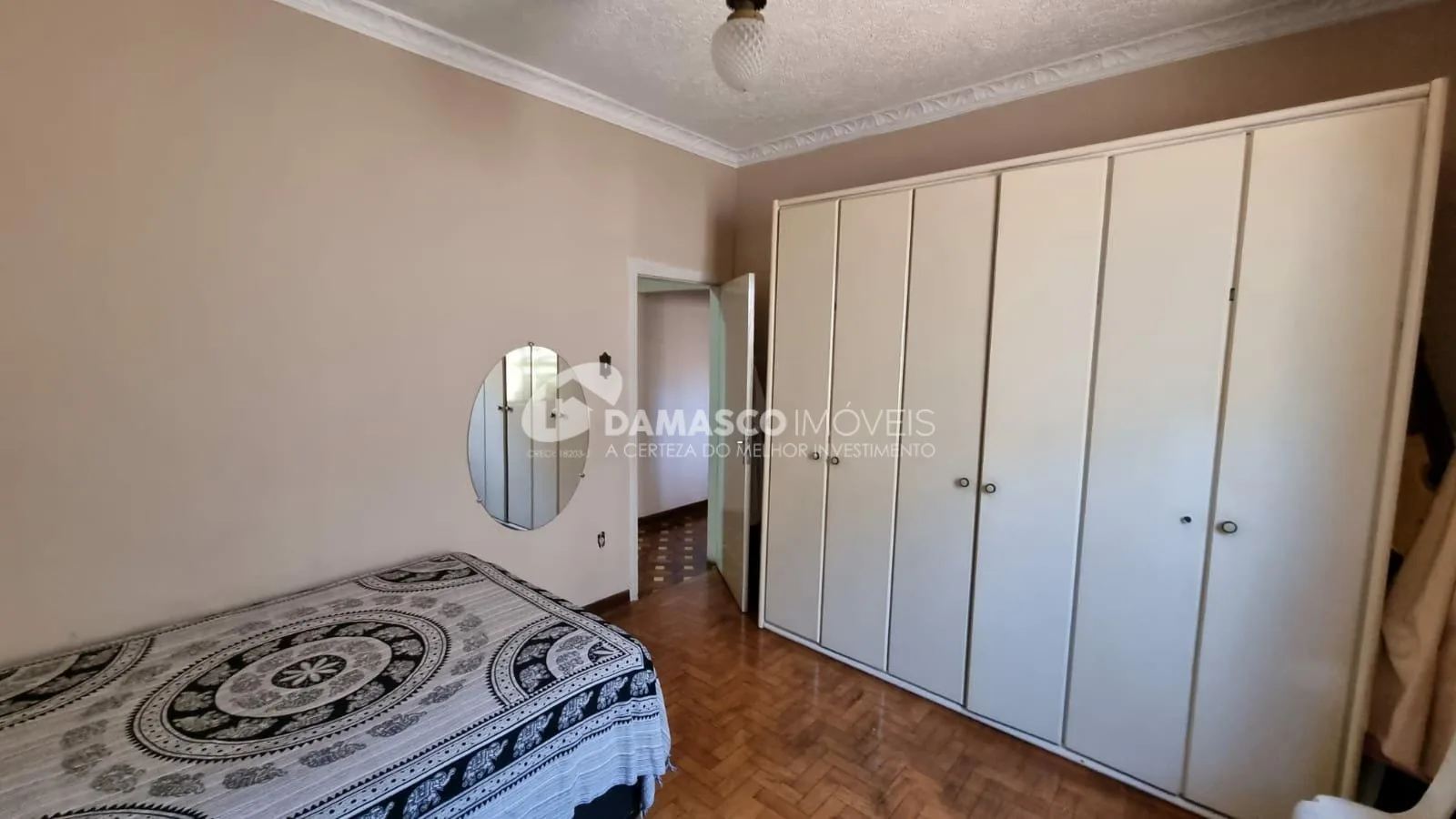 Casa à venda 4 Quartos, 1 Suite, 4 Vagas, 246M², Osvaldo Cruz, São Caetano do Sul - SP