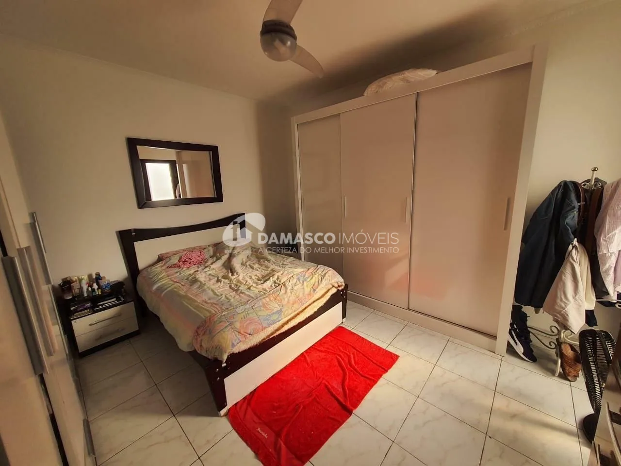 Casa à venda com 3 Quartos, 3 Suites, 3 Vagas, 751M², Utinga, Santo André - SP
