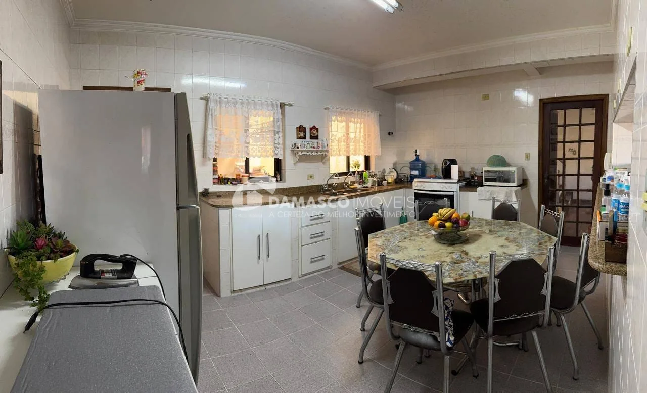 Sobrado com 5 andares à venda com 510m² de área construída - Bairro Olímpico, São Caetano do Sul, SP