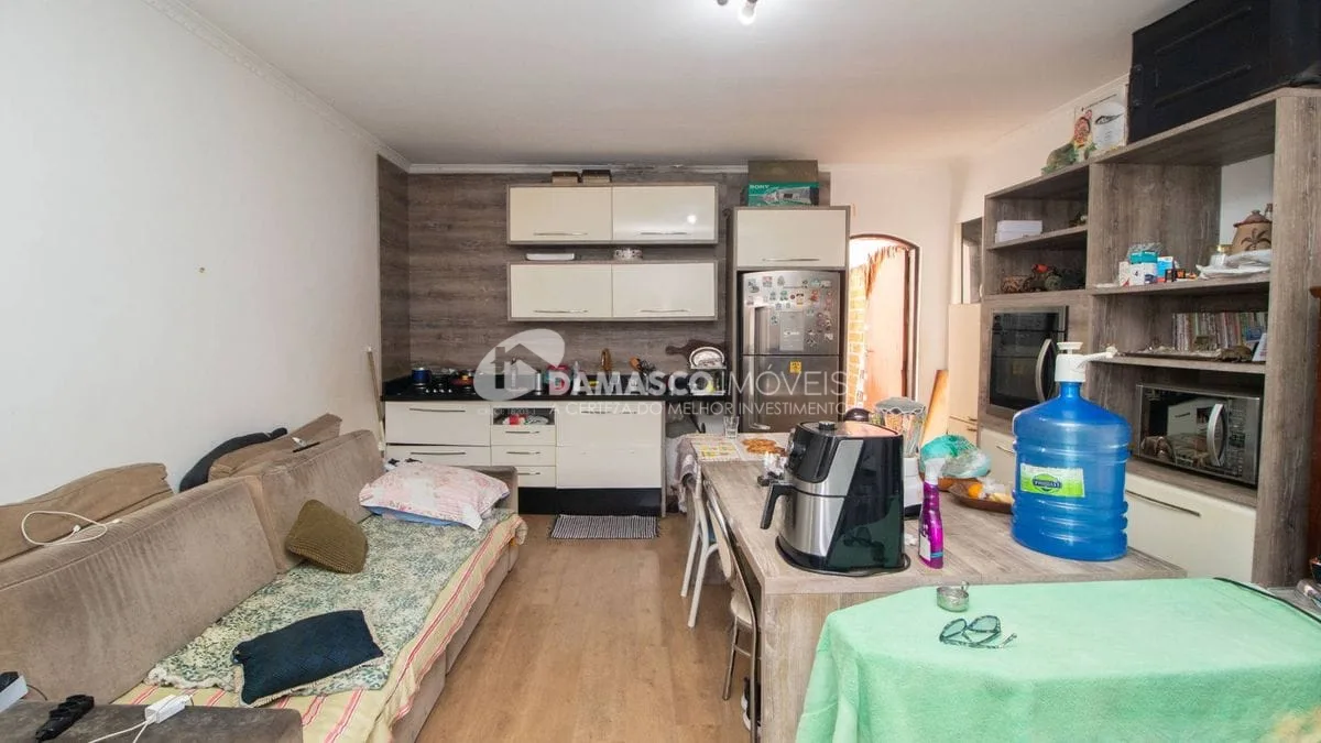 Imóvel com duas casas Bairro Osvaldo Cruz