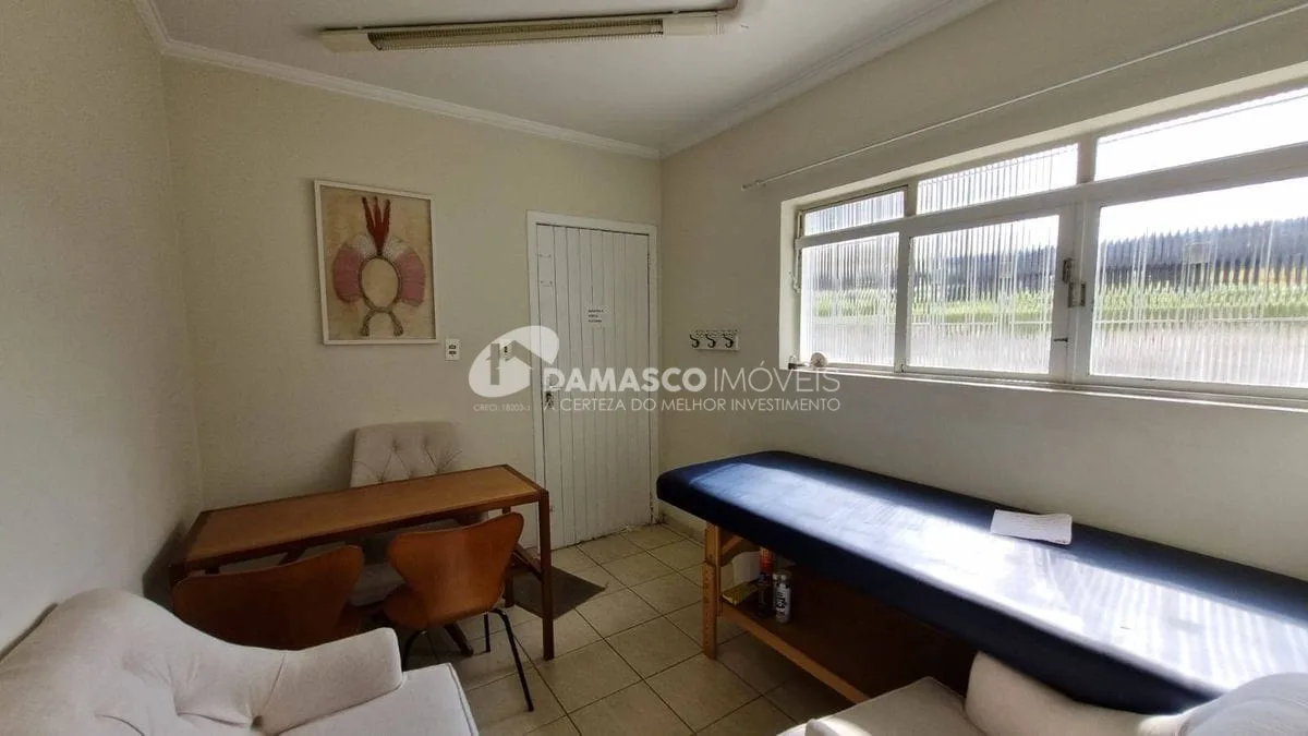 Sobrado à venda, 3 dorm (1suíte), 6 vagas, Olímpico