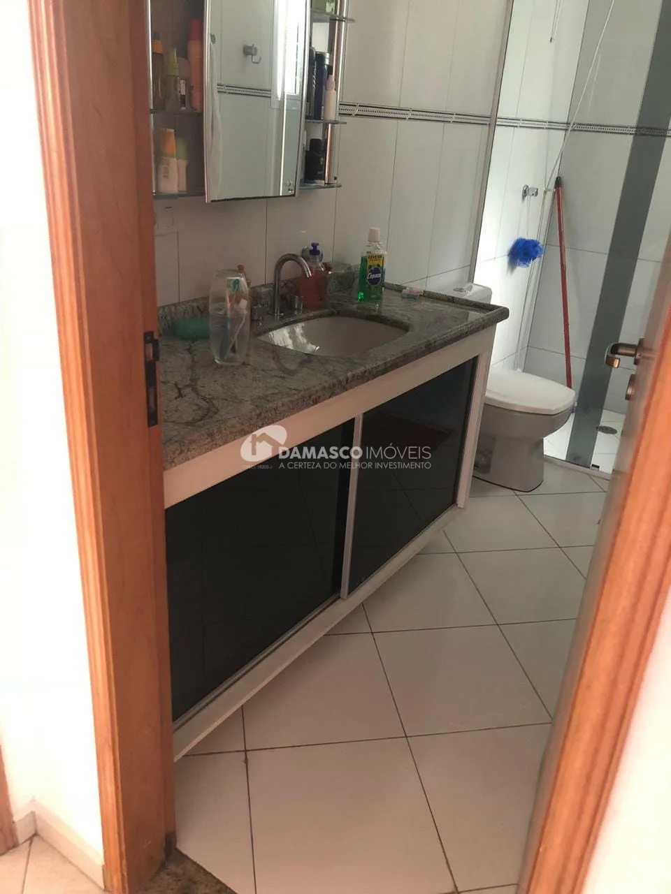 Sobrado à venda 3 Quartos, 1 Suite, 5 Vagas, 256M², Vila Alpina, São Paulo - SP