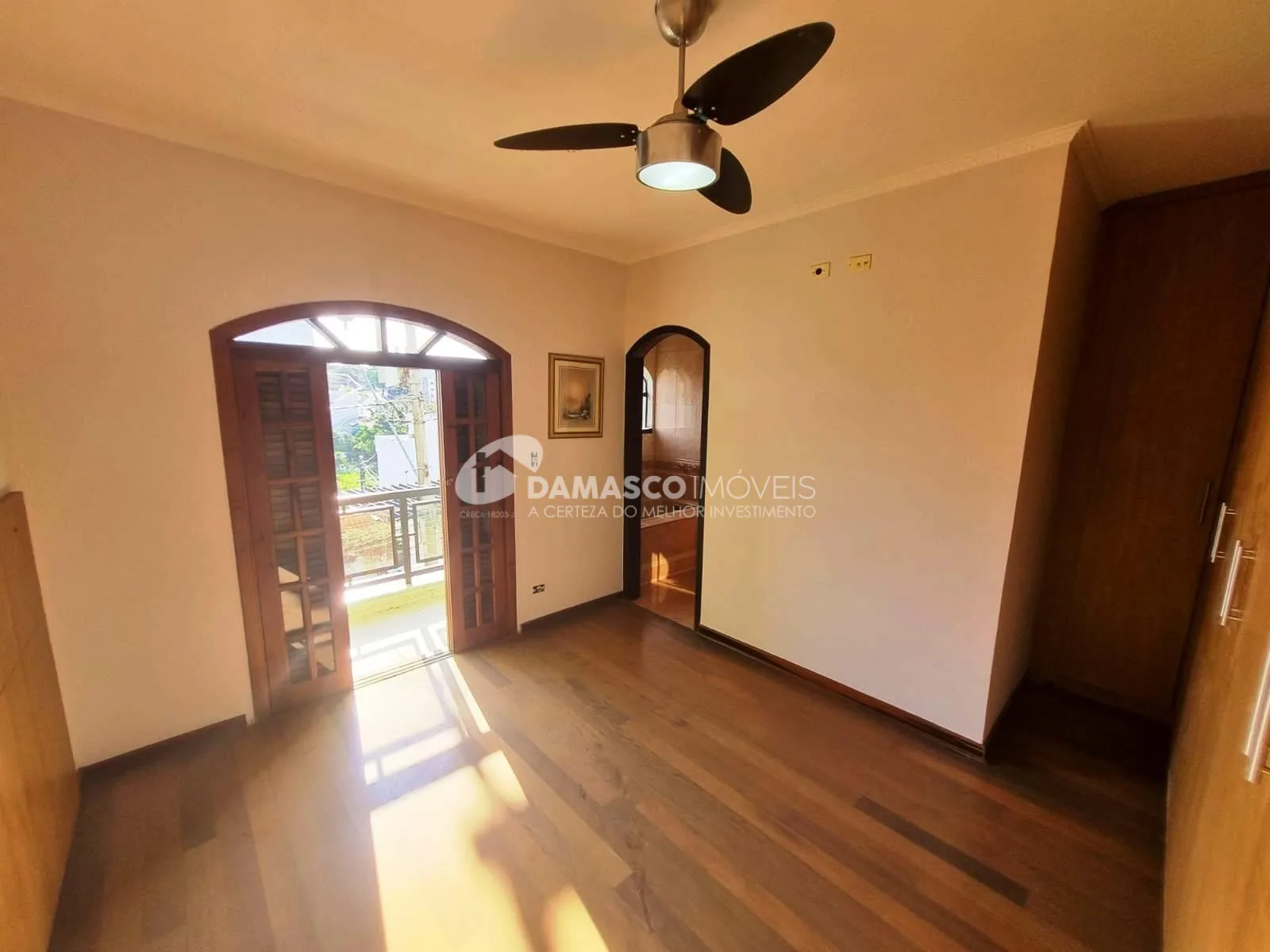 Sobrado à venda 3 Quartos, 2 Suites, 2 Vagas, 207 m², Campestre, Santo André - SP