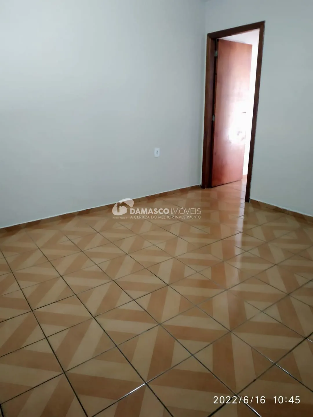 Casa à venda 2 Quartos, 2 Vagas, Vila Palmares, Santo André - SP