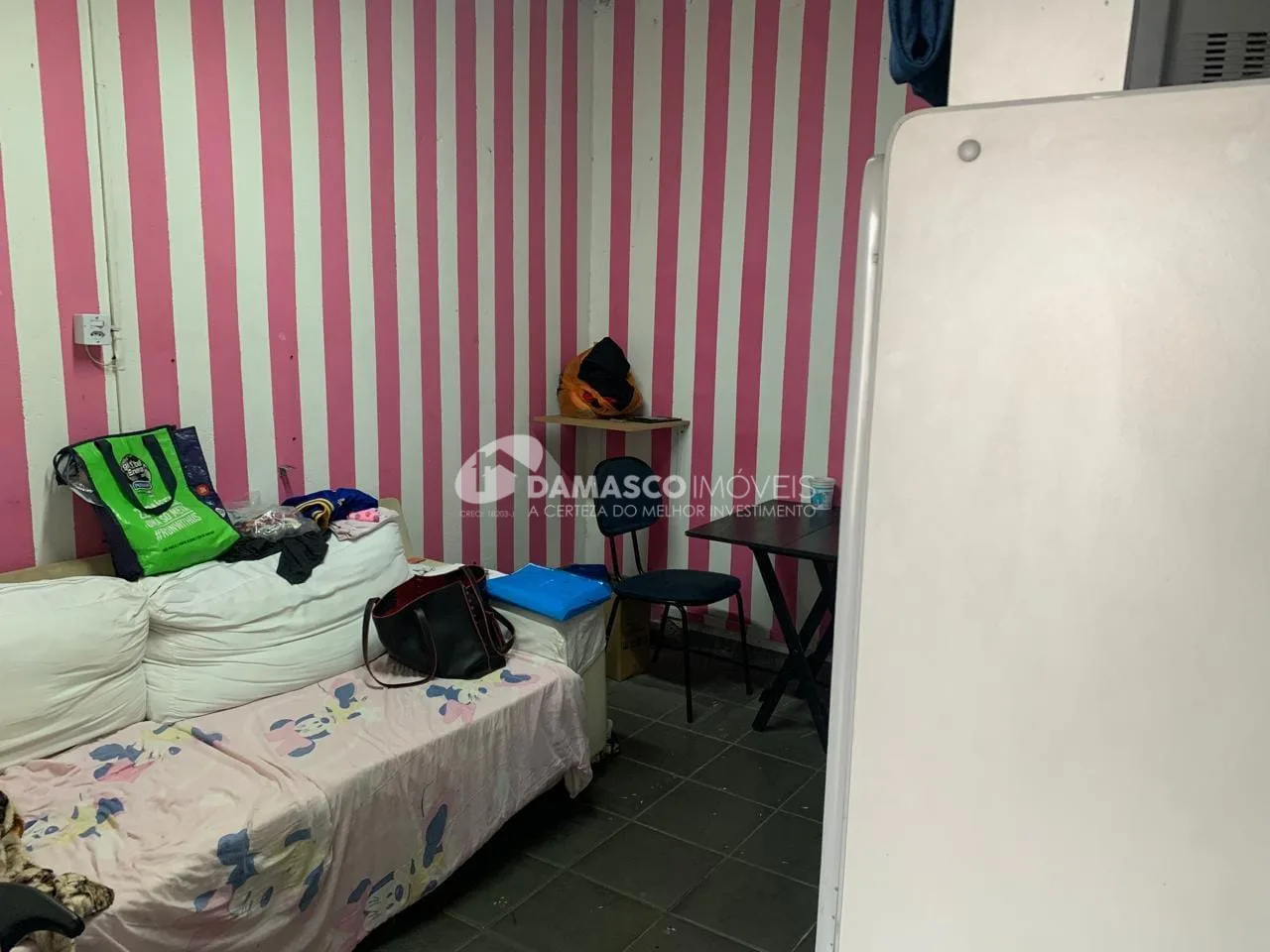 Galpão à Venda na Vila Califórnia, São Paulo | Terreno de 500 m² | Entradas Independentes