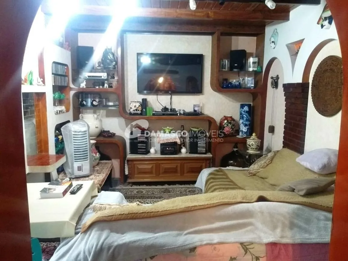 Sobrado à venda 3 Quartos, 1 Suite, 2 Vagas, 238M², Centro, Santo André - SP