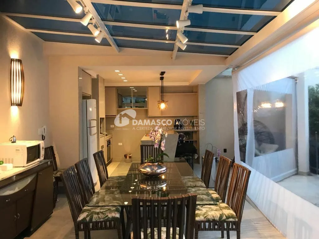 Sobrado à venda 4 Quartos, 3 Suites, 5 Vagas, Jardim São Caetano, São Caetano do Sul - SP