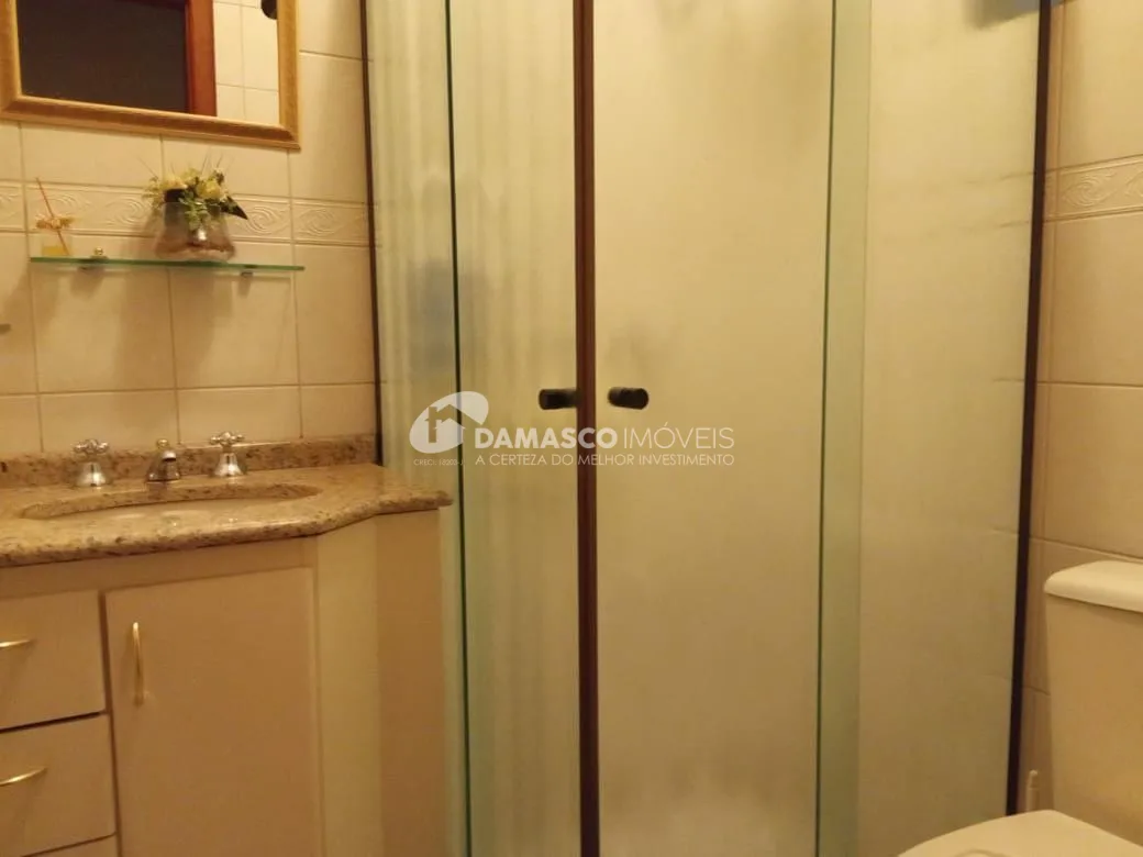 Sobrado à venda 4 Quartos, 3 Suites, 5 Vagas, 300M², Vila Alpina, São Paulo - SP