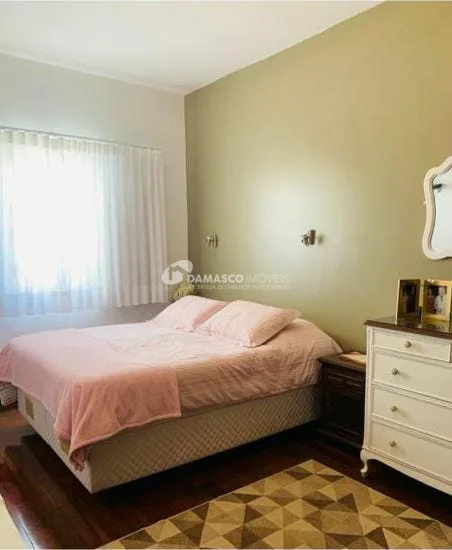 Sobrado à venda 3 Quartos, 3 Vagas, 150M², Santa Paula, São Caetano do Sul - SP