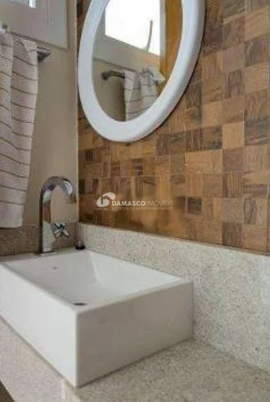 Sobrado à venda 4 Quartos, 3 Suites, 4 Vagas, 260M², Jardim São Caetano, São Caetano do Sul - SP