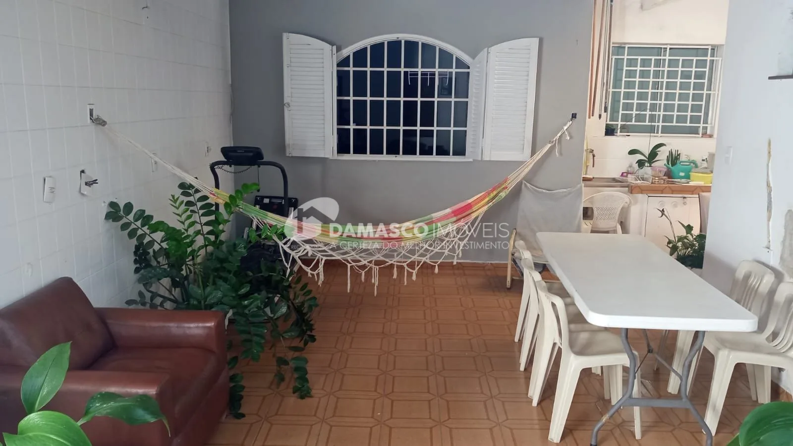Casa à venda 2 Quartos, 1 Suite, 3 Vagas, 235M², Campestre, Santo André - SP