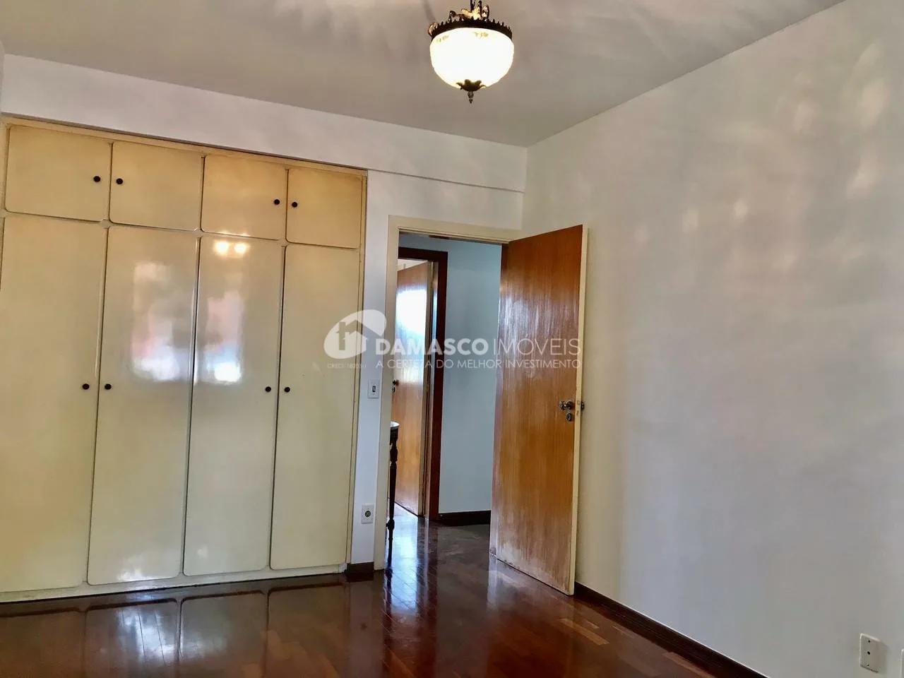 Apartamento à venda 3 Quartos, 1 Suite, 2 Vagas, 160M², Vila Bastos, Santo André - SP