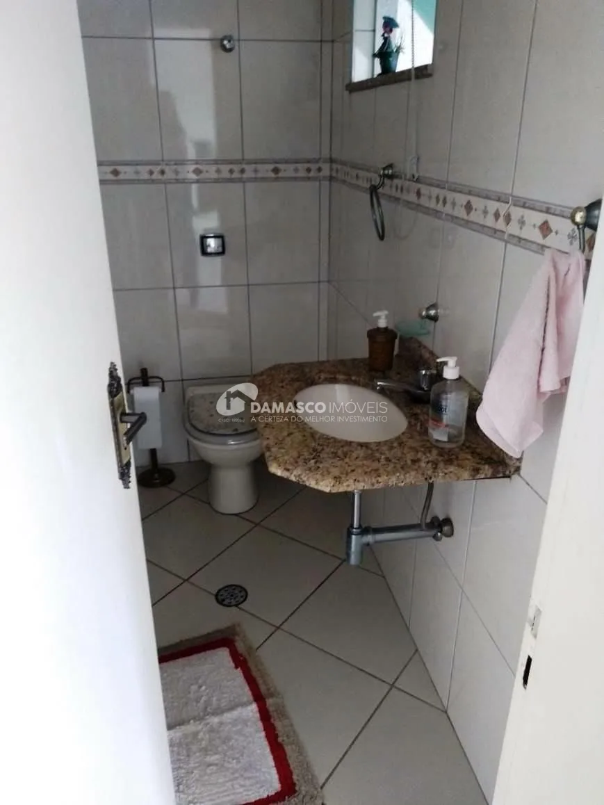Sobrado à venda 3 Quartos, 1 Suite, 5 Vagas, 240M², Jardim, Santo André - SP