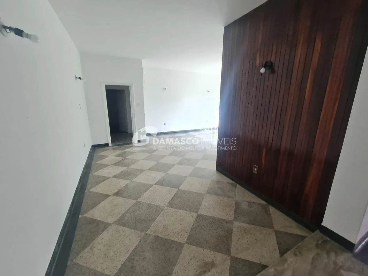 Sobrado para Locação 3 Quartos, 1 Suite, 4 Vagas, 500M², Cerâmica, São Caetano do Sul - SP