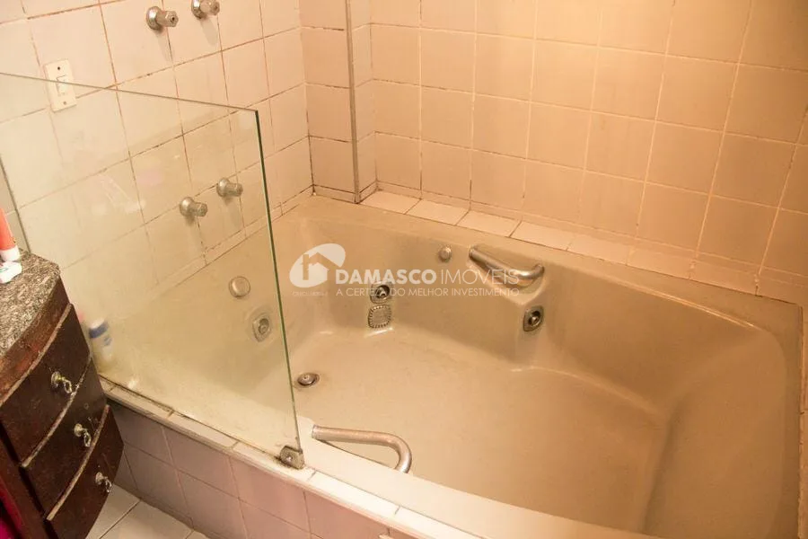 Sobrado à venda 3 Quartos, 1 Suite, 2 Vagas, 231M², Barcelona, São Caetano do Sul - SP