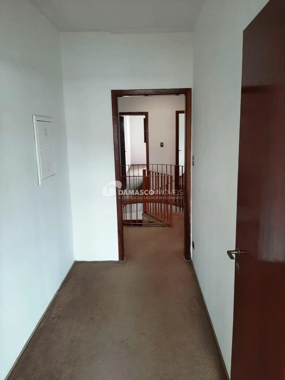 Sobrado à venda 4 Quartos, 2 Suites, 6 Vagas, 462M², Santa Teresinha, Santo André - SP