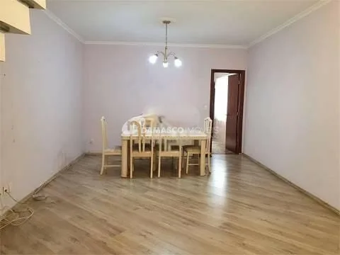 Sobrado à venda 3 Quartos, 1 Suite, 6 Vagas, 246M², Vila Alpina, São Paulo - SP