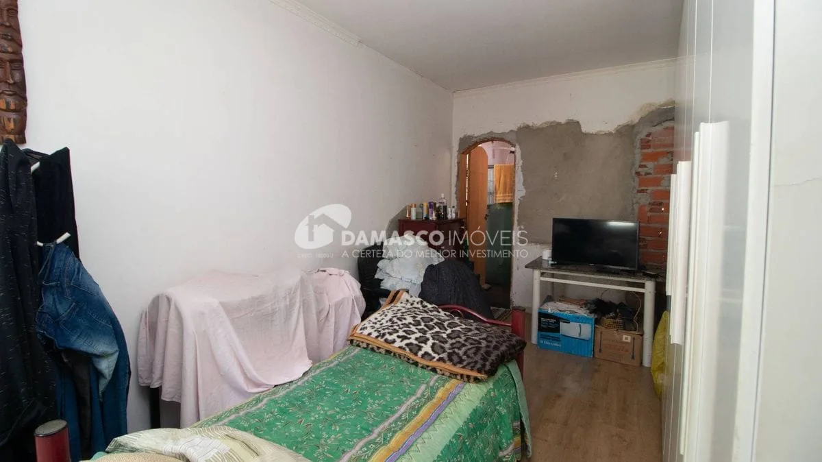 Imóvel com duas casas Bairro Osvaldo Cruz