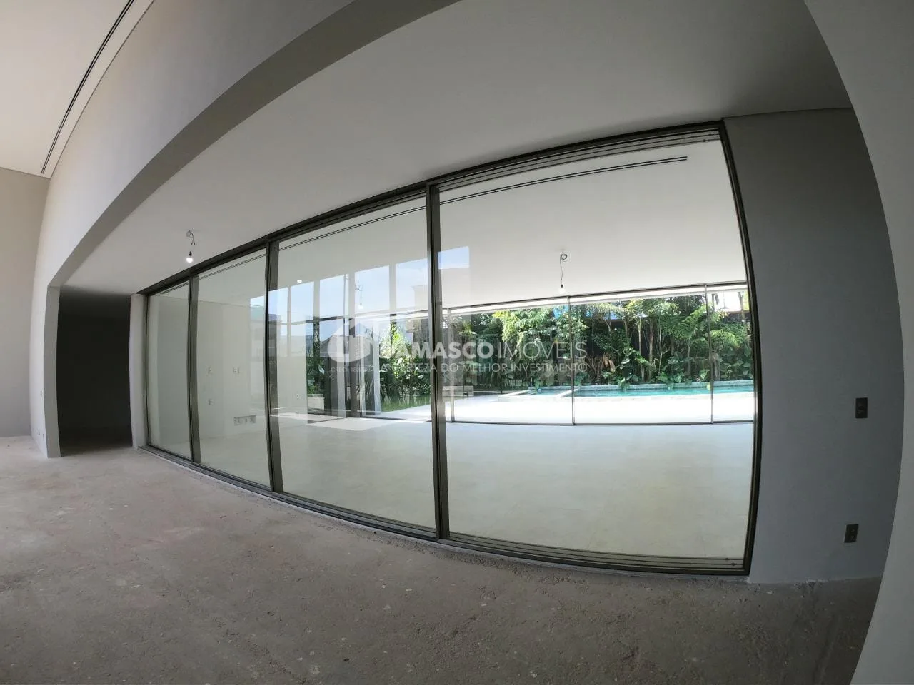 Sobrado à venda 5 Quartos, 5 Suites, 6 Vagas, 950M², Cerâmica, São Caetano do Sul - SP