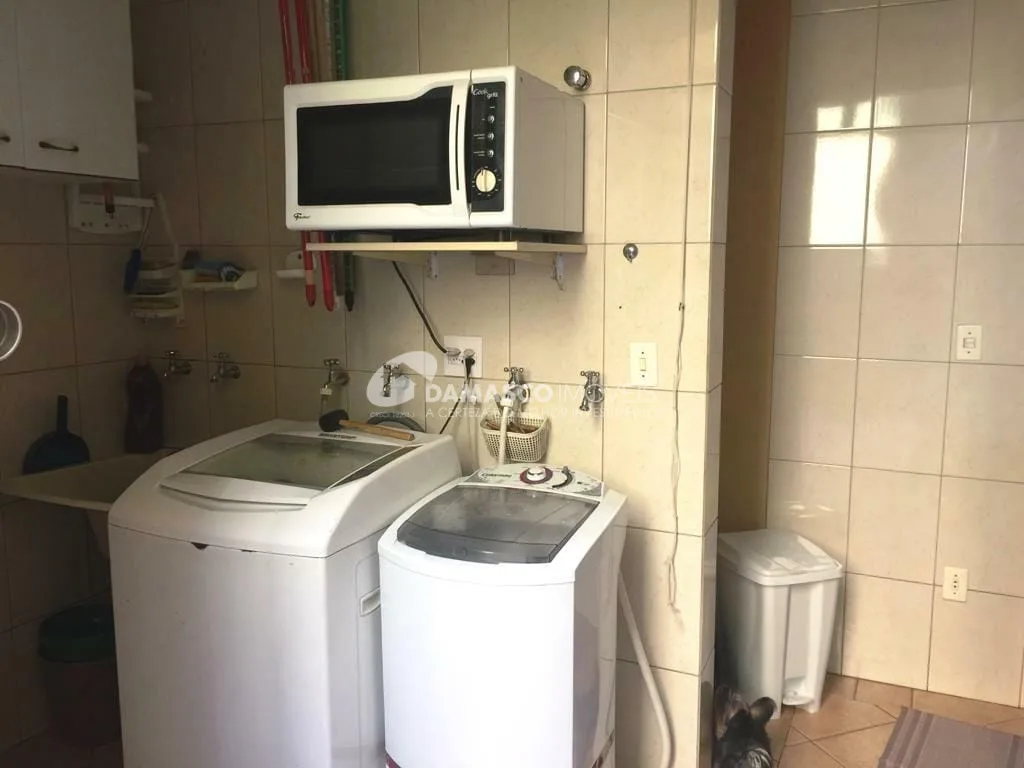 Sobrado para Venda 4 Quartos, 1 Suite, 4 Vagas, Nova Gerty, São Caetano do Sul - SP