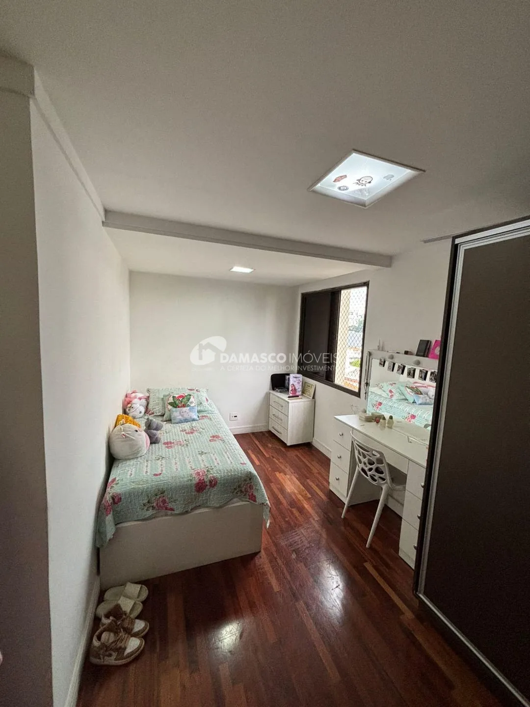 APTO todo MOBILIADO inclusive com eletrodomésticos, 125m², 2 dorm, 2 vagas, ótima localização em Santo André