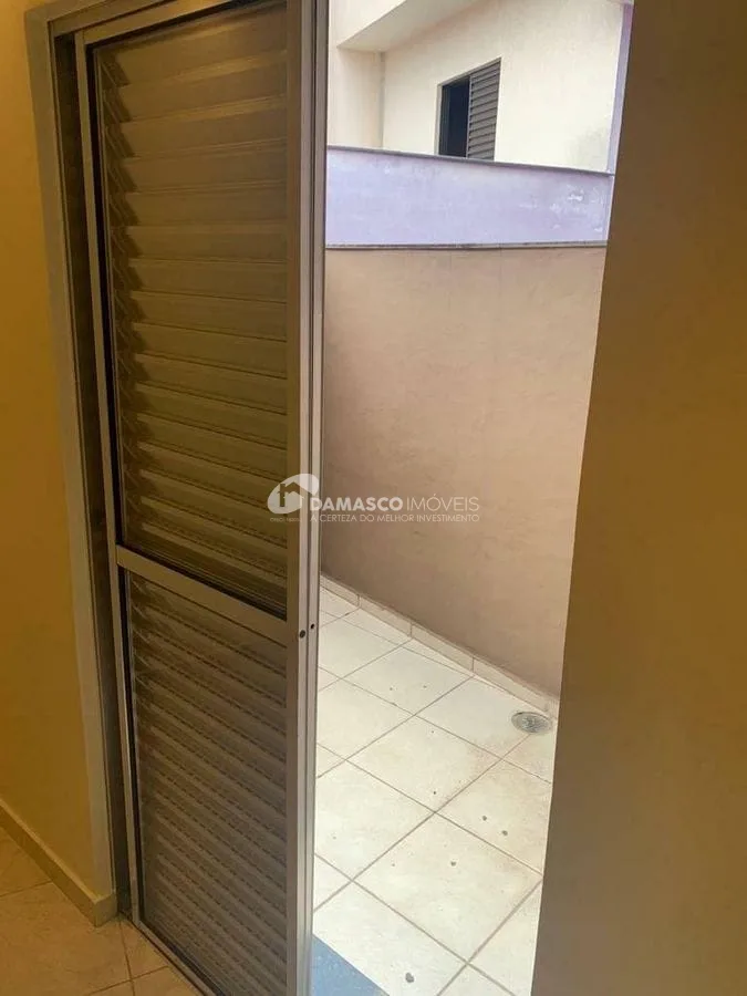 Sobrado à venda 3 Quartos, 1 Suite, 2 Vagas, 250M², Sítio da Figueira, São Paulo - SP