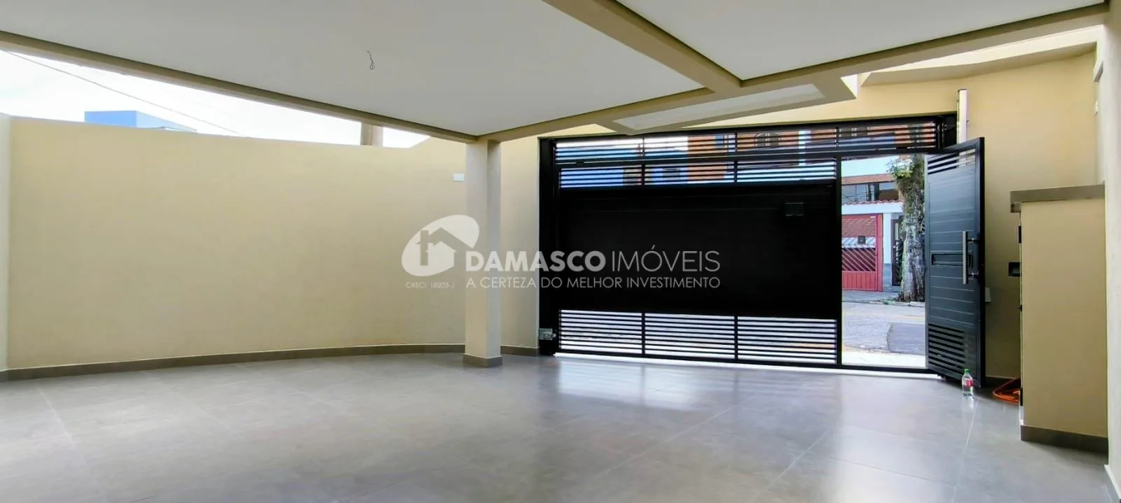 Sobrado, 3 suítes, 188m², Olímpico