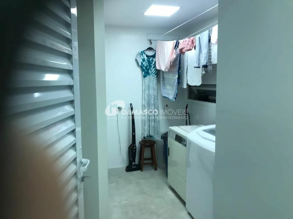 Sobrado à venda 4 Quartos, 3 Suites, 5 Vagas, Jardim São Caetano, São Caetano do Sul - SP