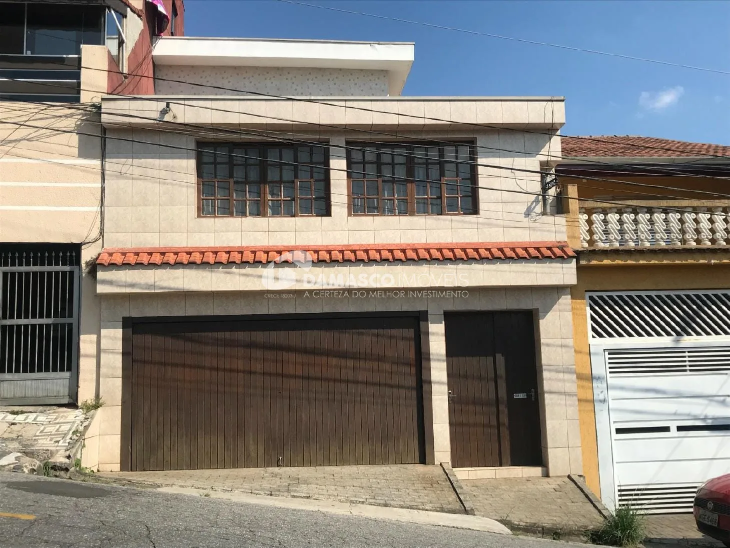 Sobrado à venda 4 Quartos, 1 Suite, 2 Vagas, 257M², Vila Palmares, Santo André - SP