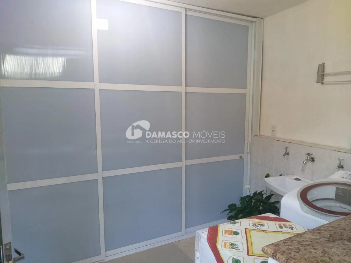 Sobrado à venda 3 Quartos, 2 Vagas, Rudge Ramos, São Bernardo do Campo - SP